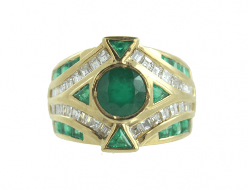 18K EMERALD & DIAMOND RING